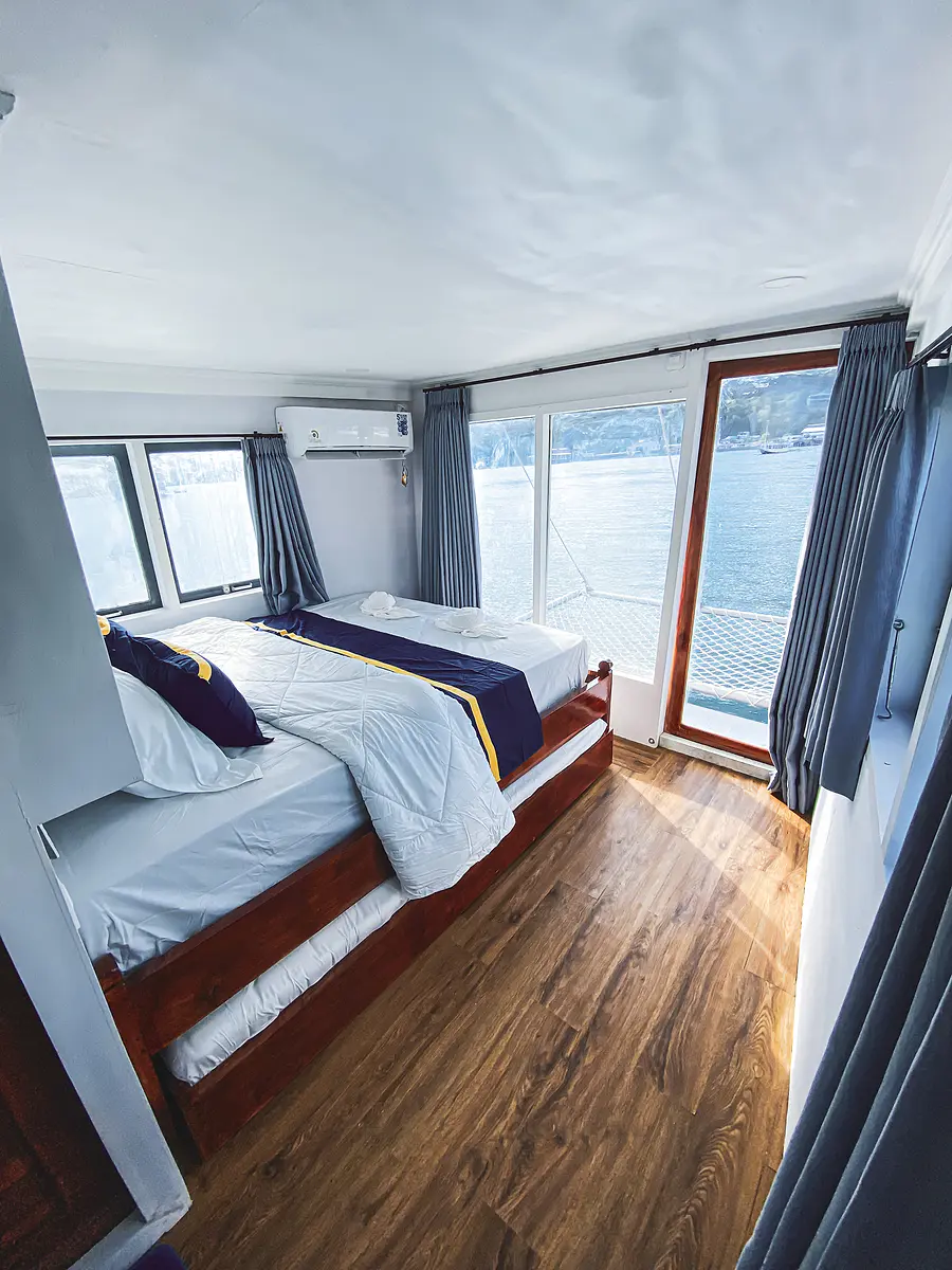 Master Cabin - Image 1